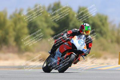 media/Apr-09-2023-SoCal Trackdays (Sun) [[333f347954]]/Turn 7 (1135am)/